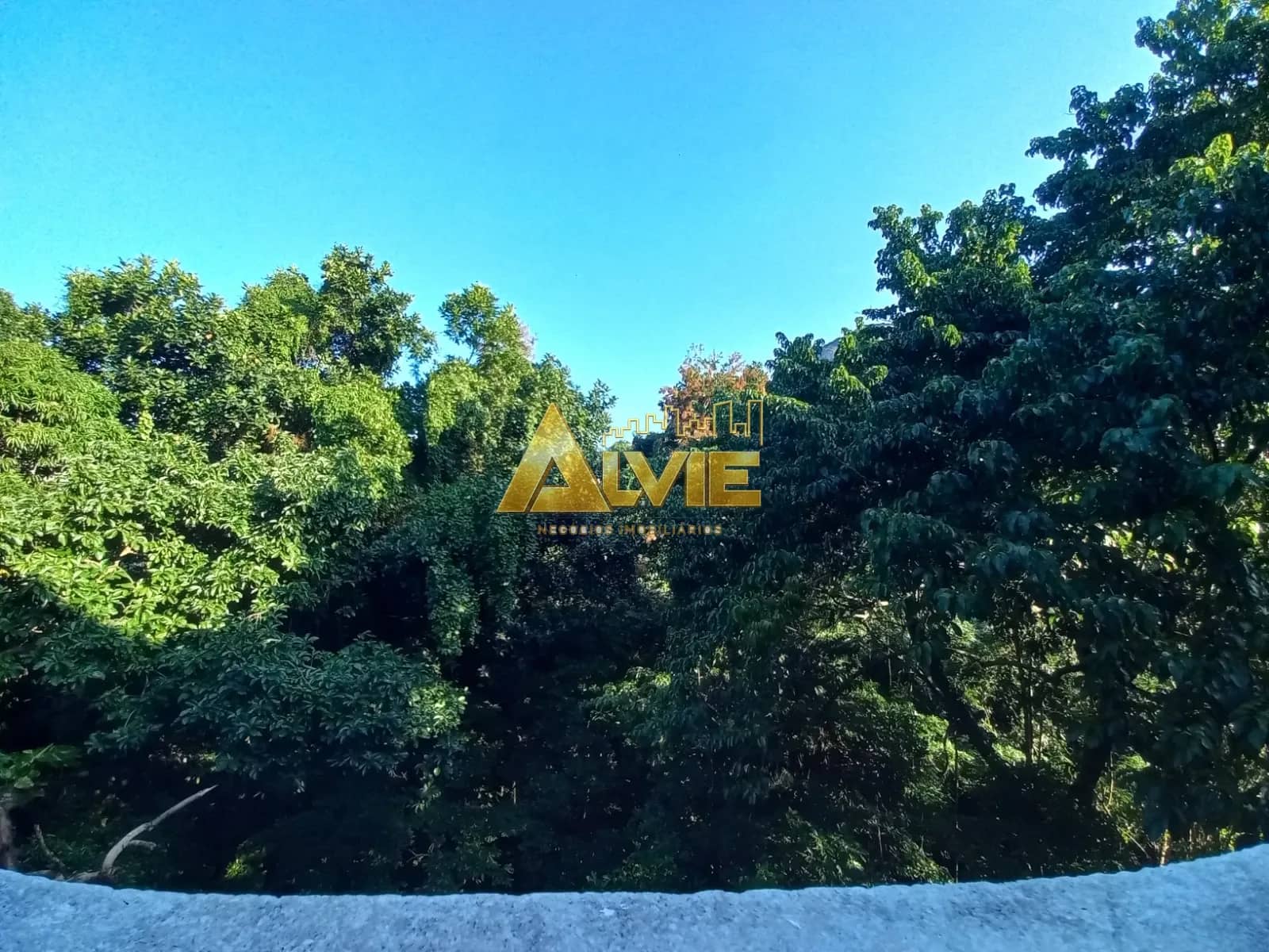 APARTAMENTO DUPLEX REFORMADO | VISTA PARA O CRISTO REDENTOR | ZONA SUL DO RIO